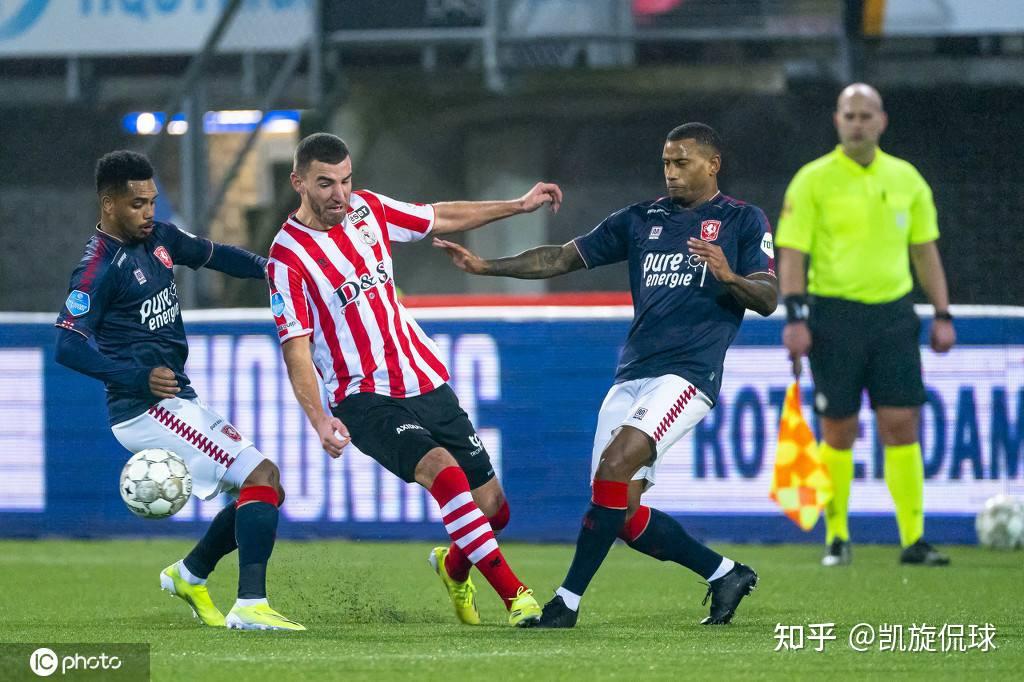 人瞩目的瞬 人瞩目的瞬