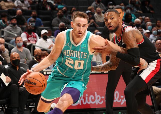 他需要适应 他需要适应