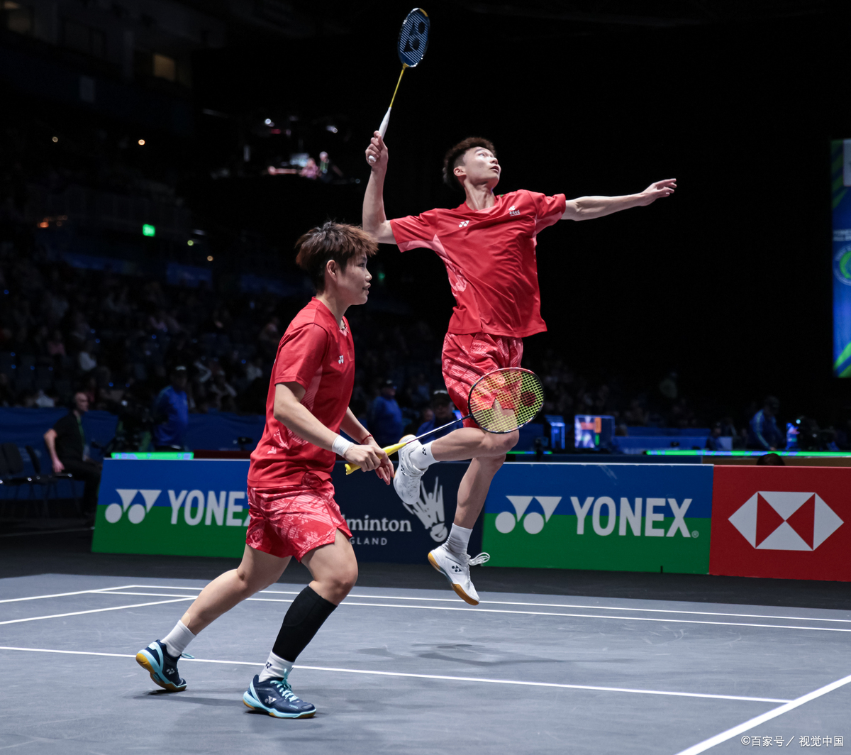 量的首秀打 量的首秀打